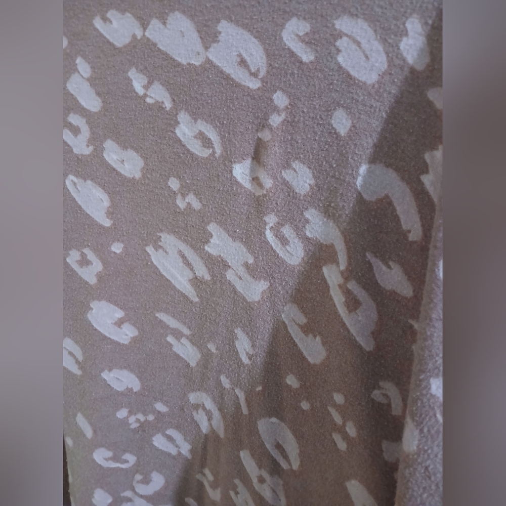 Leopard Print Sweaters in Pink and Blue #0007 - Picture 3 of 9